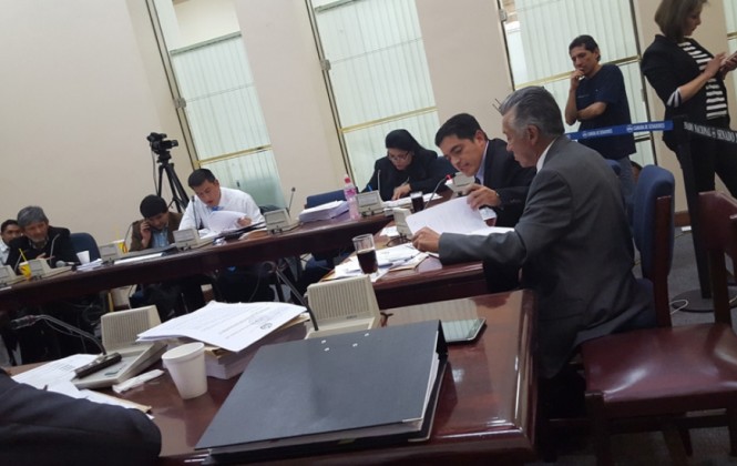 Oposición alista informe de minoría y dice que CAMC se valió de “favoritismo” del Gobierno 