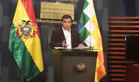 Juan Ramón Quintana en conferencia de prensa en Palacio de Gobierno