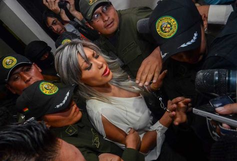 Gabriela Zapata, tras una audiencia en juzgados de La Paz. Foto: APG