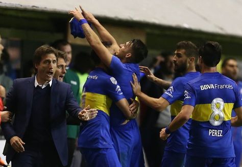 Los jugadores de Boca Juniors celebran