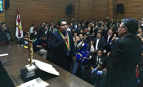 Oswaldo Valencia