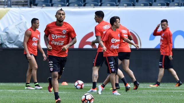 La selección chilena está obligada a salir a ganar. Foto: AFP %image_alt%
