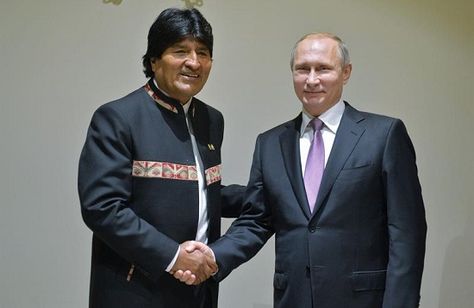 Evo Morales y Vladimír Putin