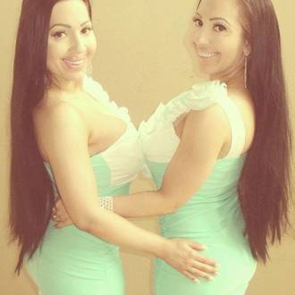 Quieren parecerse a la otra, y a Kim Kardashian. (Facebook)
