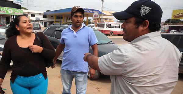 El progenitor y el aprehendido intercambiaron palabras