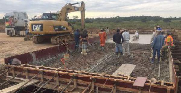 Ambos tramos están siendo ejecutados por la empresa Water Electric Corp. (CWE), bajo la supervisión de Connal y la empresa CAEM.