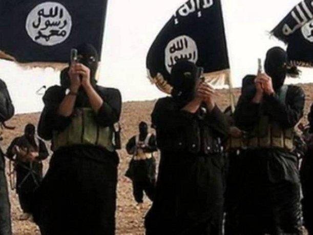 Estado Islámico causa terror con nuevo y brutal método de ejecución