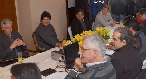 Consejo del Silala se reúne en la residencia presidencial.