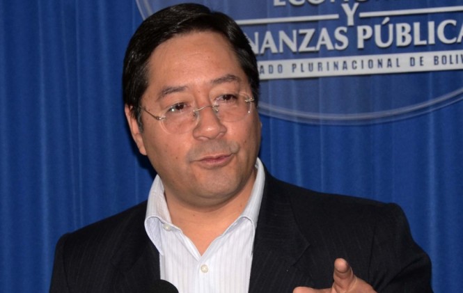 Ministro Arce sobre miseria y hambruna en Bolivia: A nuestro senador le falta informarse un poco más Ministro Arce sobre miseria y hambruna en Bolivia: A nuestro senador le falta informarse un poco más