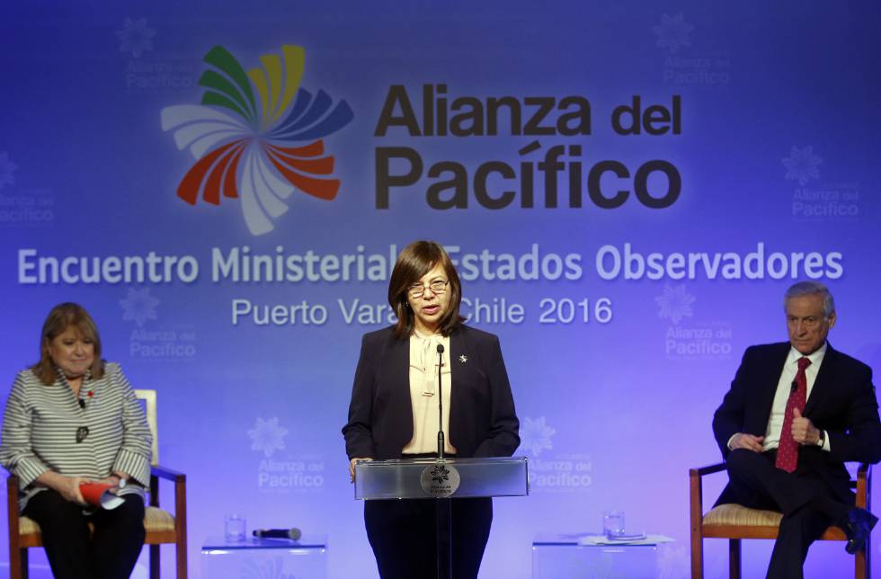 La canciller argentina, Susana Malcorra (izq); la peruana Ana M. Sánchez de Ríos y el chileno Heraldo Muñoz. La canciller argentina, Susana Malcorra (izq); la peruana Ana M. Sánchez de Ríos y el chileno Heraldo Muñoz.
