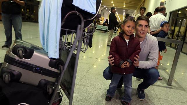 Mariano Guerreiro llegó este miércoles y cerró el ciclo de fichajes extranjeros en la academia cruceña. Foto: Rolando Villegas %image_alt%