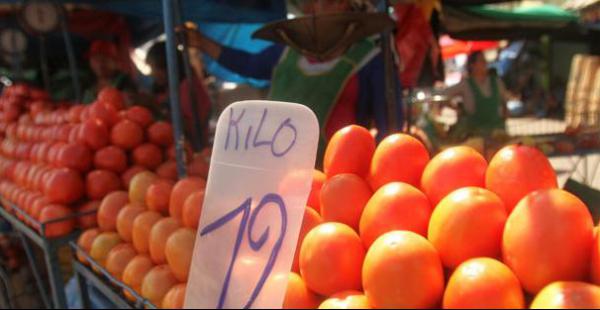 El precio del tomate subió 5 bolivianos