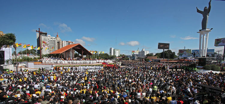 Imágenes de la llegada del Papa a Bolivia hace un año.