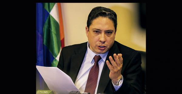 El procurador general del Estado, Héctor Arce, presentó la propuesta a título personal, según él