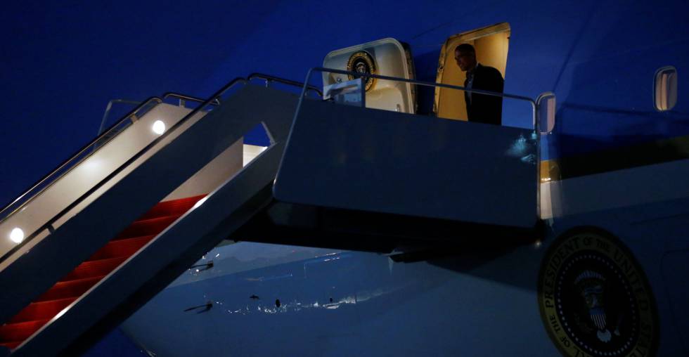 El presidente Barack Obama, a su llegada a los Estados Unidos tras su viaje a España. El presidente Barack Obama, a su llegada a los Estados Unidos tras su viaje a España.