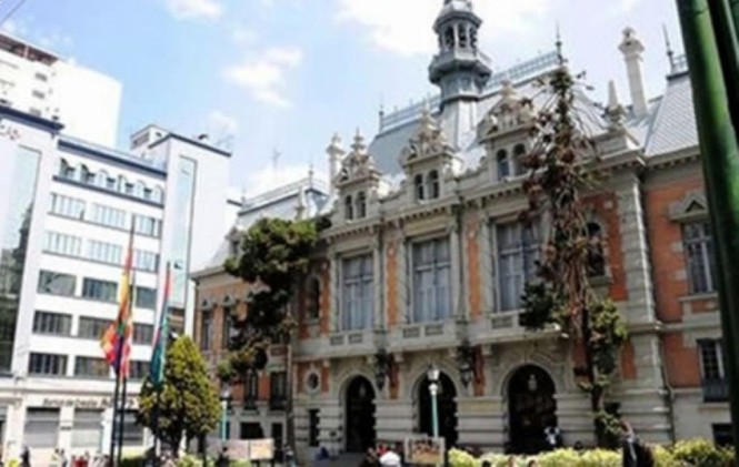 Alcaldía defiende ante TCP ley que fija nueva base imponible al impuesto a la transferencia de inmuebles Alcaldía defiende ante TCP ley que fija nueva base imponible al impuesto a la transferencia de inmuebles