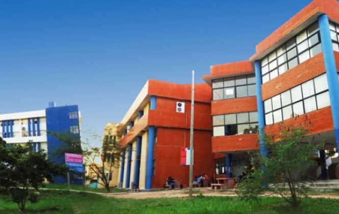 Gobierno dice que UAGRM administra Bs 1.000 millones y Patzi reclama que solo cuenta con Bs 300 millones Gobierno dice que UAGRM administra Bs 1.000 millones y Patzi reclama que solo cuenta con Bs 300 millones