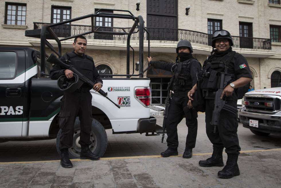 Tres policías estatales de Tamaulipas, en una fotografía tomada el año pasado.