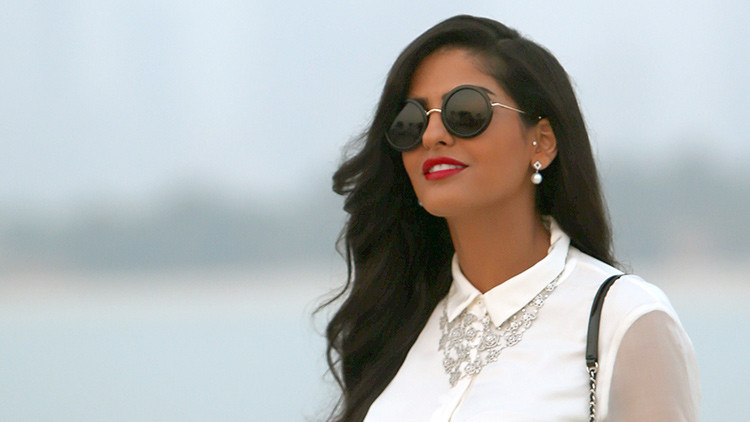 La princesa saudí Ameera al Taweel llega a la presentación de la colección Chanel 2015 Cruise