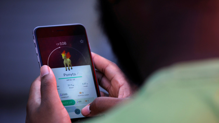 Pokémon Go, el juego que incorpora elementos de la realidad para depositivos que funcionan con Android y iOS