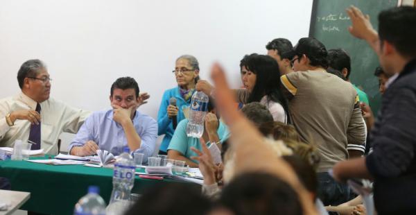 Las elecciones para rector y vicerrector en la Uagrm fueron anuladas por el ICU