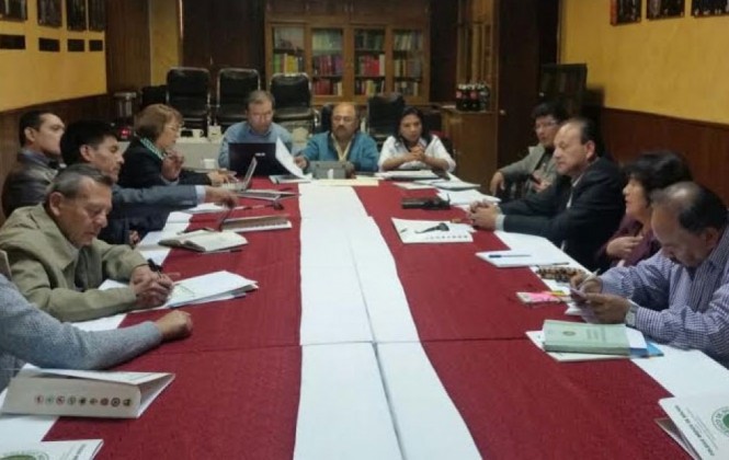 Médicos de Bolivia alistan un paro 48 horas para la próxima semana Médicos de Bolivia alistan un paro 48 horas para la próxima semana