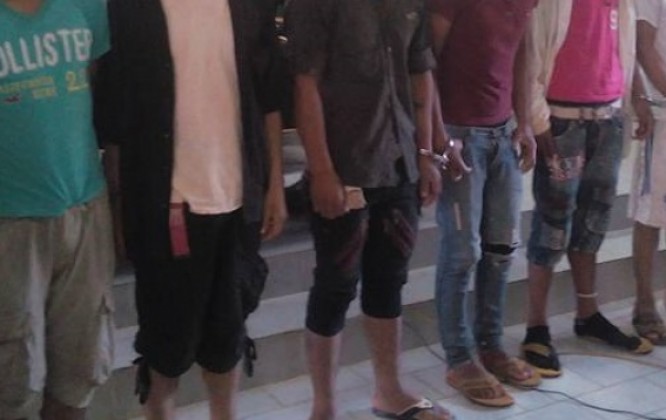 Policía traslada a 25 pandilleros de Riberalta hacia Trinidad Policía traslada a 25 pandilleros de Riberalta hacia Trinidad