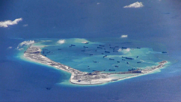 El Arrecife Mischief en las Islas Spratly en el Mar de la China Meridional