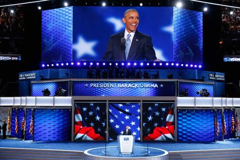 El presidente de Estados Unidos, Barack Obama, participa en el tercer día de la Convención Nacional Demócrata 2016 en el Wells Fargo Center de Filadelfia, Pensilvania (EE.UU.). Foto: EFE