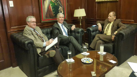 El ministro de Gobierno, Carlos Romero se reunió esta mañana con el encargado de Negocios de EE.UU. Peter Brennan. Foto: Ministerio de Gobierno de Bolivia