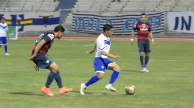 San José y Wilstermann se enfrentan esta noche en el estadio Jesús Bermúdez. Foto. Etzhel Llanque %image_alt%