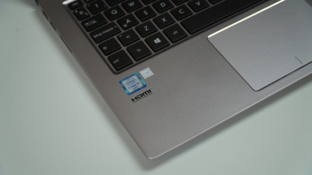 Logos procesador ASUS Zenbook análisis Xataka