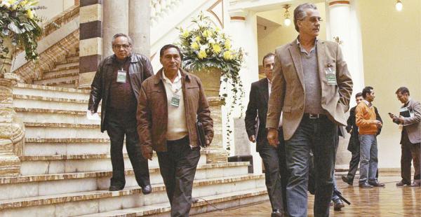 Los principales directivos del agro salen de la reunión con el presidente Evo Morales