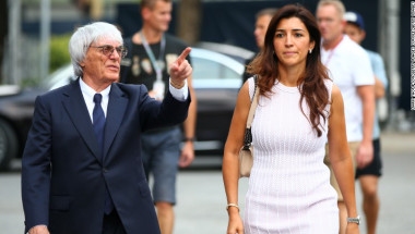 Bernie Ecclestone y su esposa Fabiana Flosi.