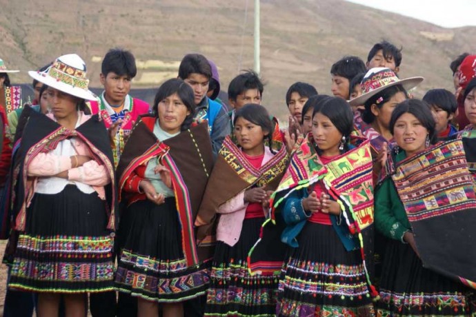 POBLACIÓN. Los niños y adolescentes en Chuquisaca se identifican con distintas naciones indígenas.