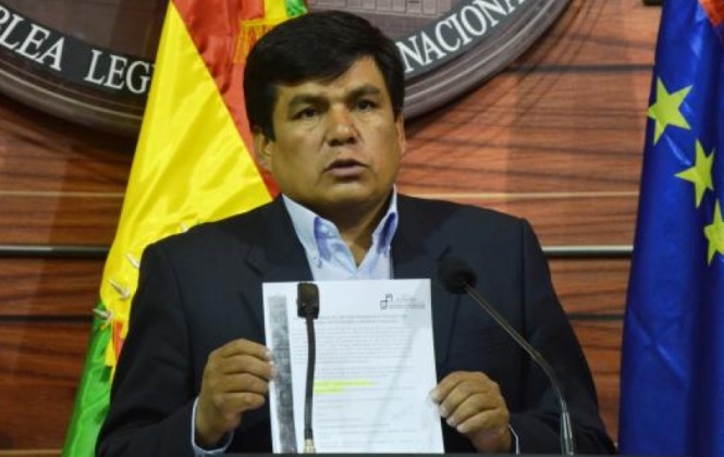 Senador del MAS llama irresponsable al presidente de YPFB por campo Incahuasi
