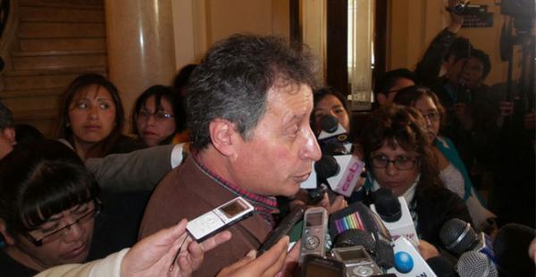 El ministro César Navarro dijo que las demandas de los mineros ya estaban siendo atendidas