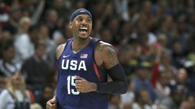 Carmelo Anthony festejando uno de los cestos anotados a Australia. Foto: Reuters %image_alt%