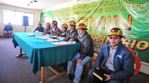 Ampliado de los cooperativistas en la ciudad de Oruro