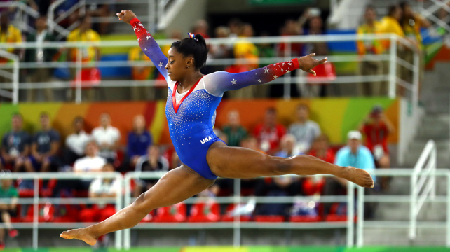 Simone Biles logró una excelente actuación en los Juegos Olímpicos. Foto: Reuters %image_alt%