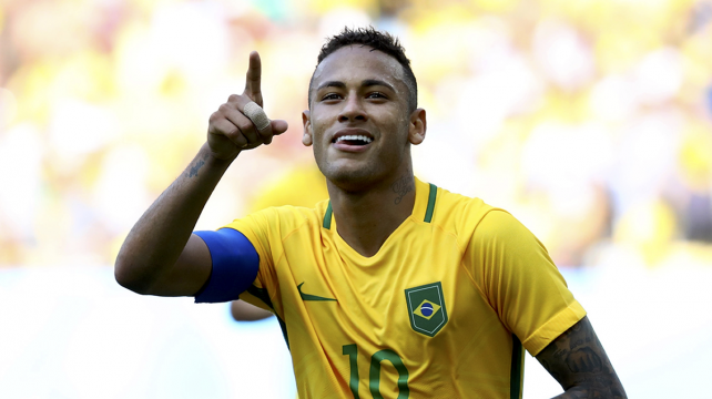 Neymar celebrando su gol ante el público del Maracaná. Foto: Reuters %image_alt%