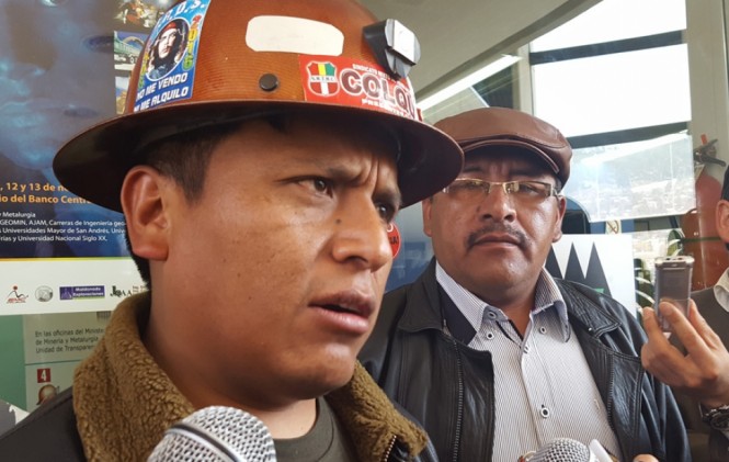 Mineros de Colquiri se declaran en estado de emergencia ante amenazas de cooperativistas