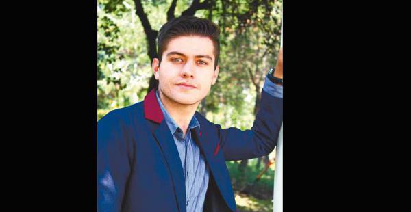 rostro solicitado también es el embajador de la marca de café nespresso en méxico El capítulo en el que actuó en la serie La rosa de Guadalupe salió al aire el 9 de agosto de México