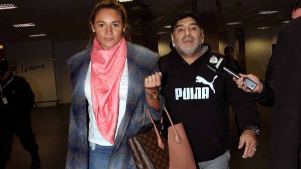 Maradona y Oliva en Ezeiza