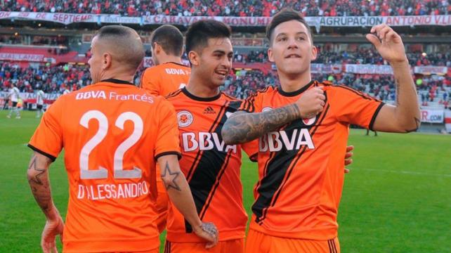 Jugadores de River Plate celebrando su triunfo ante Banfield . Foto: Telam %image_alt%