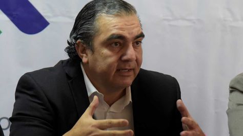 El ministro de Autonomías, Hugo Siles. Foto: Ángel Illanes