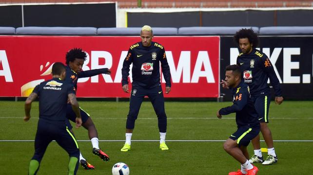 La selección de Brasil estará comandada por Neymar, que ganó oro en Río 2016. Foto: AFP %image_alt%