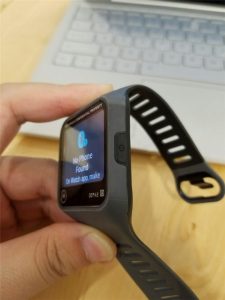 Motorola-smartwatch-prototype-featured-a-rectangular-screen-and-a-microUSB-port-1