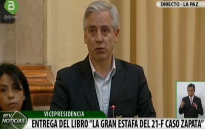 Por segundo día consecutivo interrumpen a García Linera en un acto público (video)
