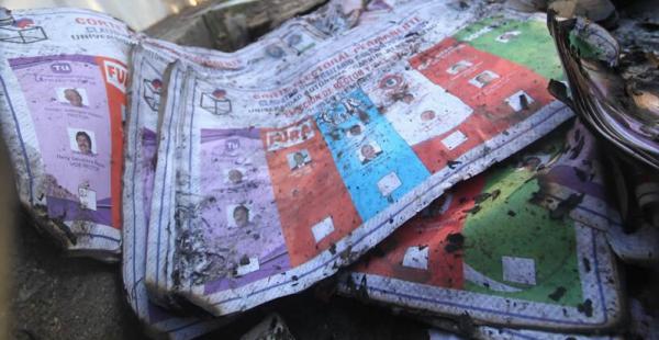 El material electoral se quemó en el incendio lo que pone en riesgo las elecciones